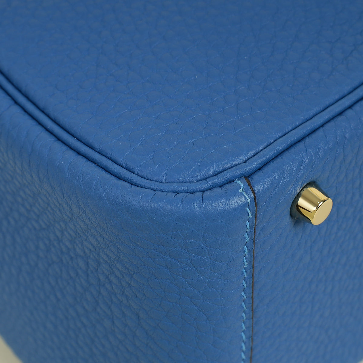 Hermes Bleu Royal Mini Lindy Bag — image 8 of 15