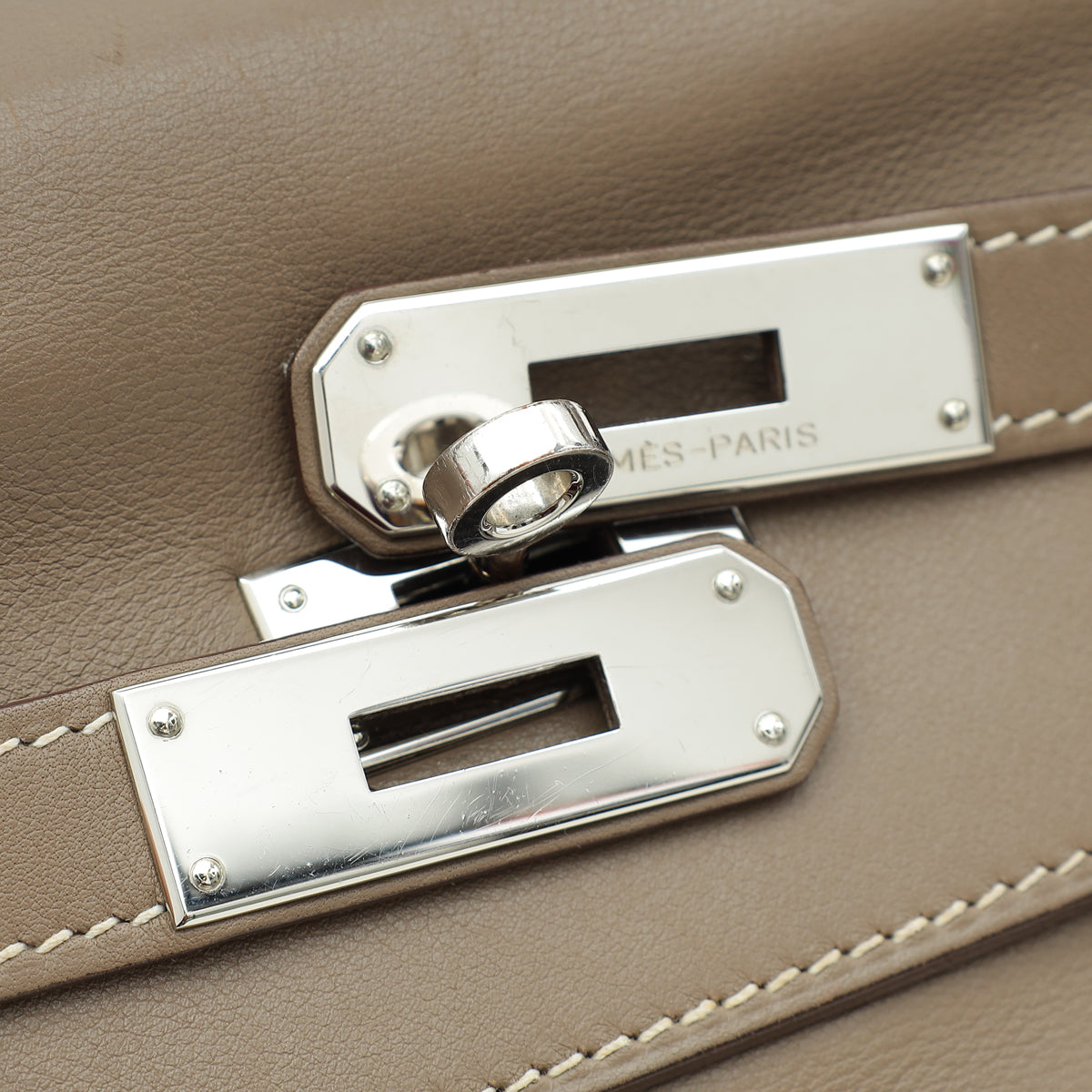 Hermes Etoupe Retourne Kelly 32 Bag