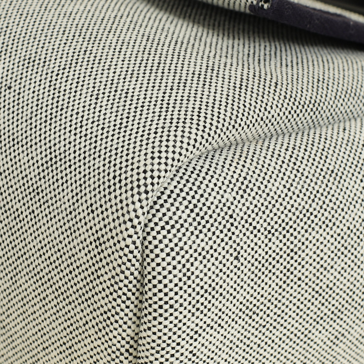 Hermes Multicolor Chaine D'Ancre Herbag 31 PM Retourne Vache Hunter Bag