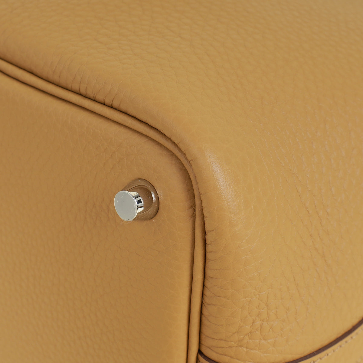 Hermes Biscuit Picotin Lock 18 Bag — image 5 of 12