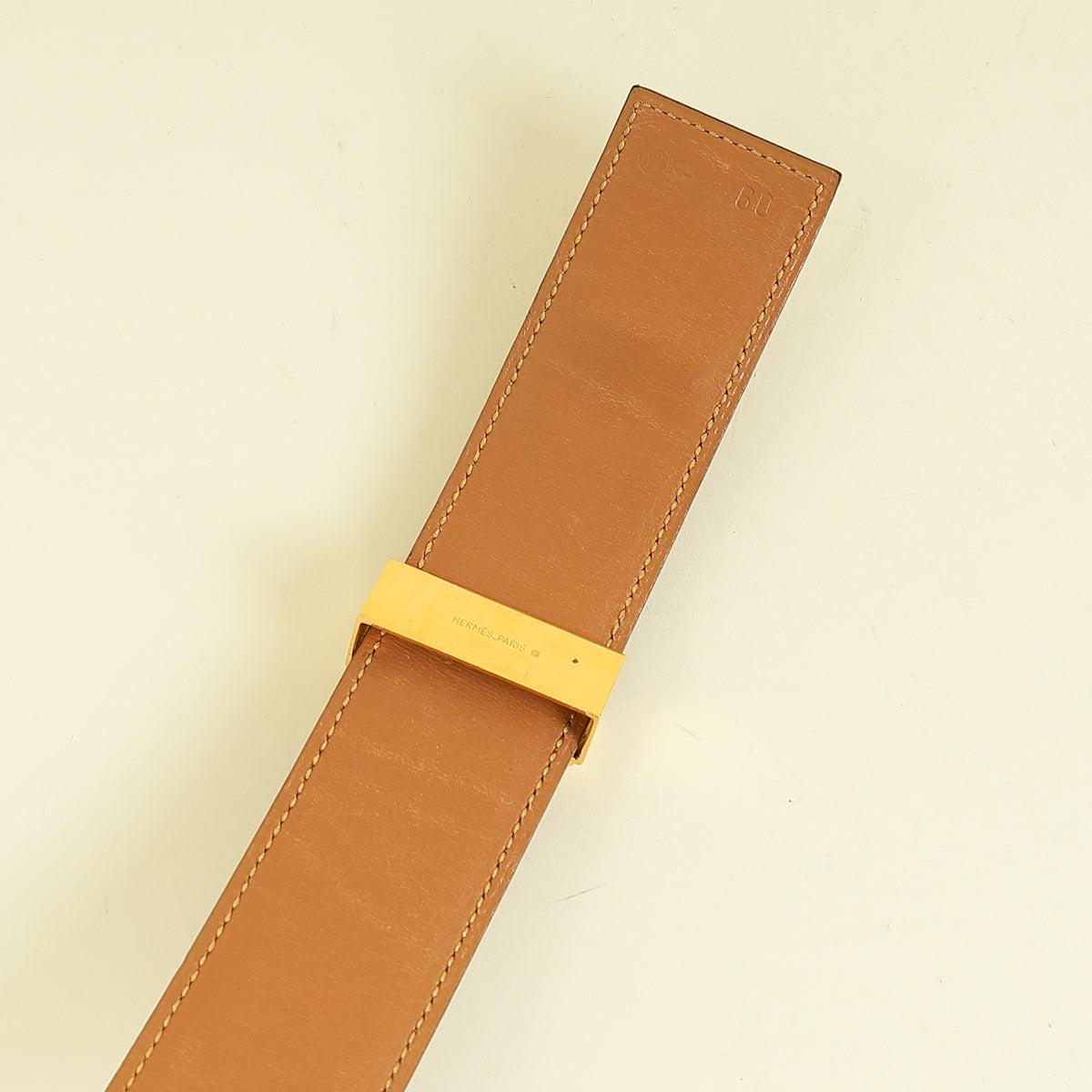 【HERMES】Vintage 1976 leather belt (GOLD) Hermes Gold Vintage Collier De Chien Belt | Pre-Owned The Closet