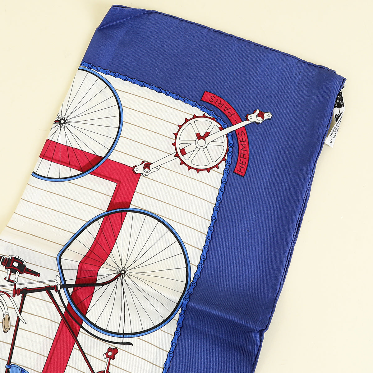 Hermes Multicolor Les Becanes by Hugo Grygkar Silk 90 Scarf