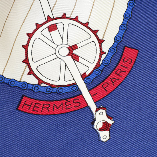 Hermes Multicolor Les Becanes by Hugo Grygkar Silk 90 Scarf