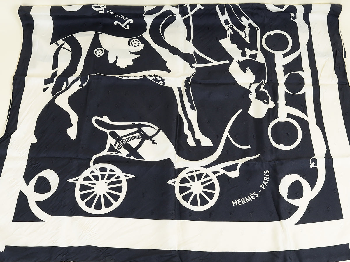 Hermes Bicolor Tout en Carre Silk Scarf 90