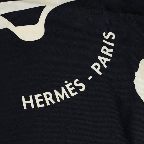 Hermes Bicolor Tout en Carre Silk Scarf 90