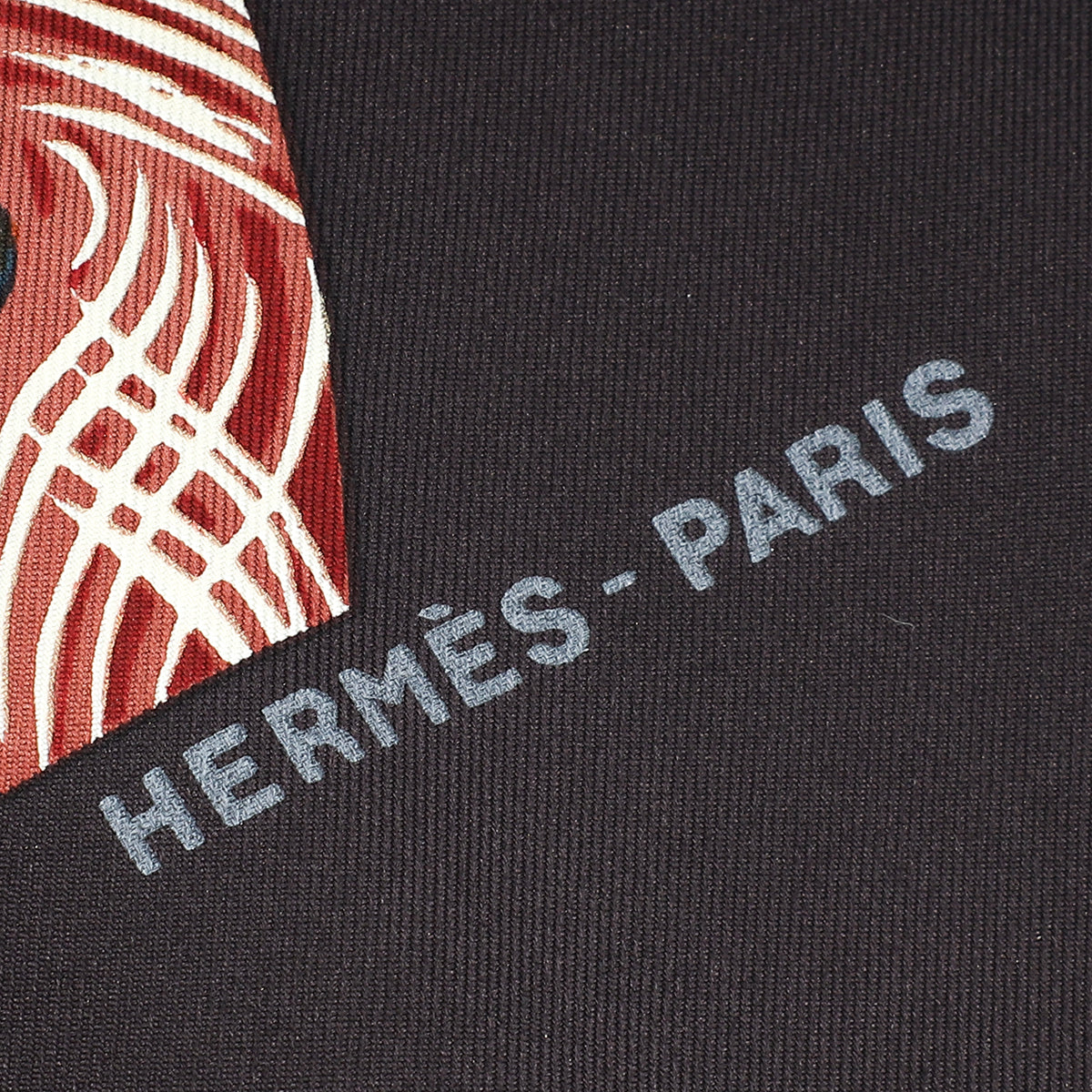 Hermes Multicolor Sulfure et Presse Papiers by Caty Latham Silk Scarf 90