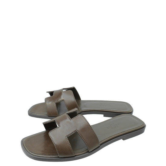 Hermes Gris Galet Oran Goatskin Sandal 37