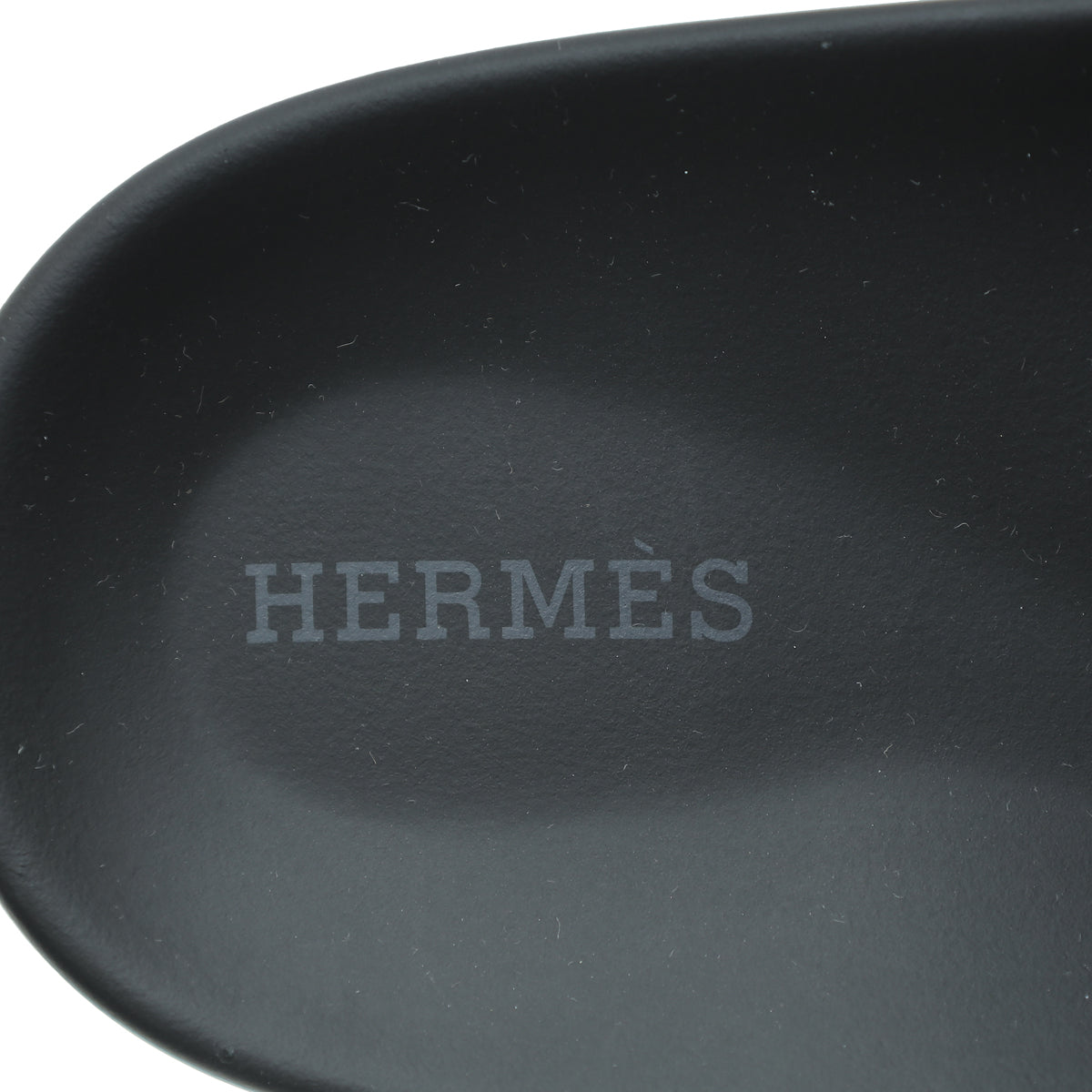 Hermes Noir Chypre Sandal 39