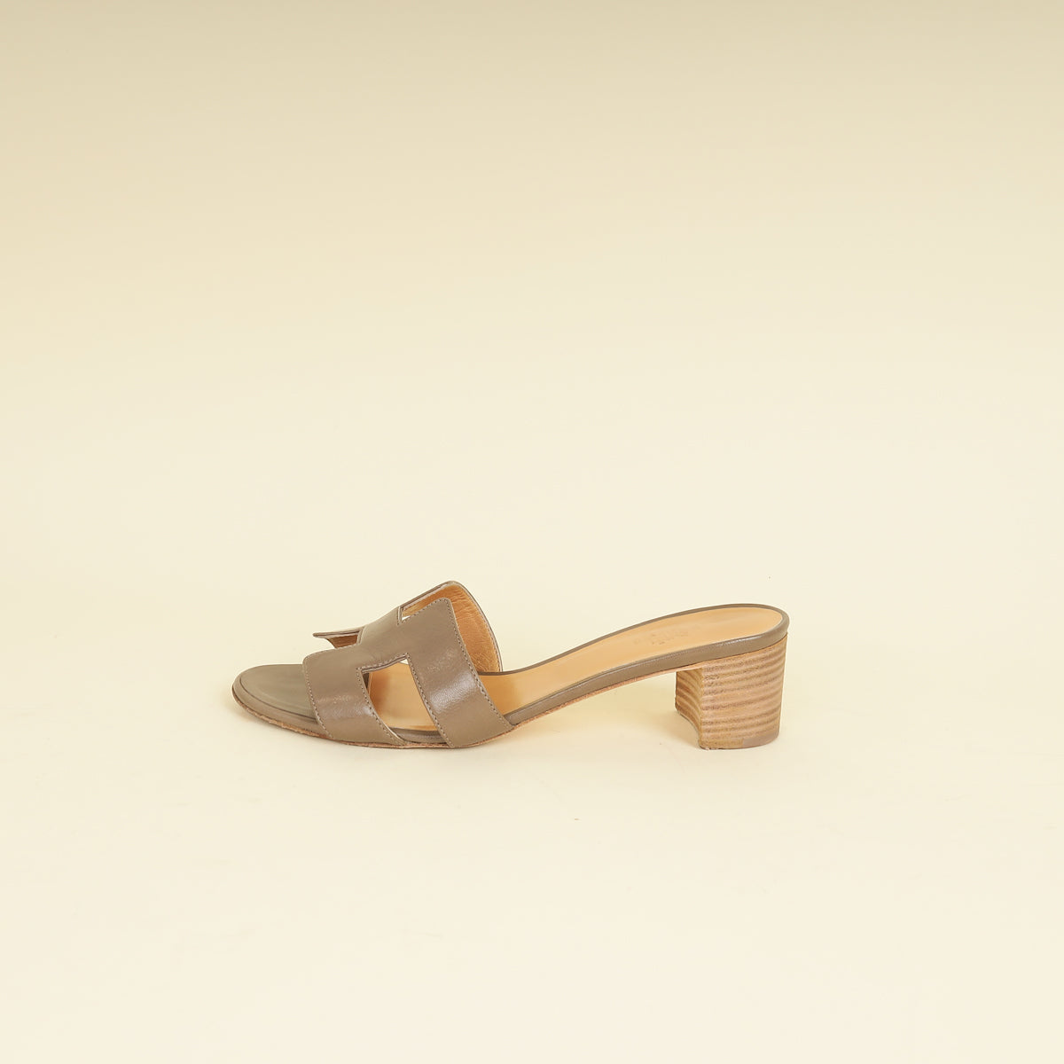 Hermes Gris Oasis Sandals 39
