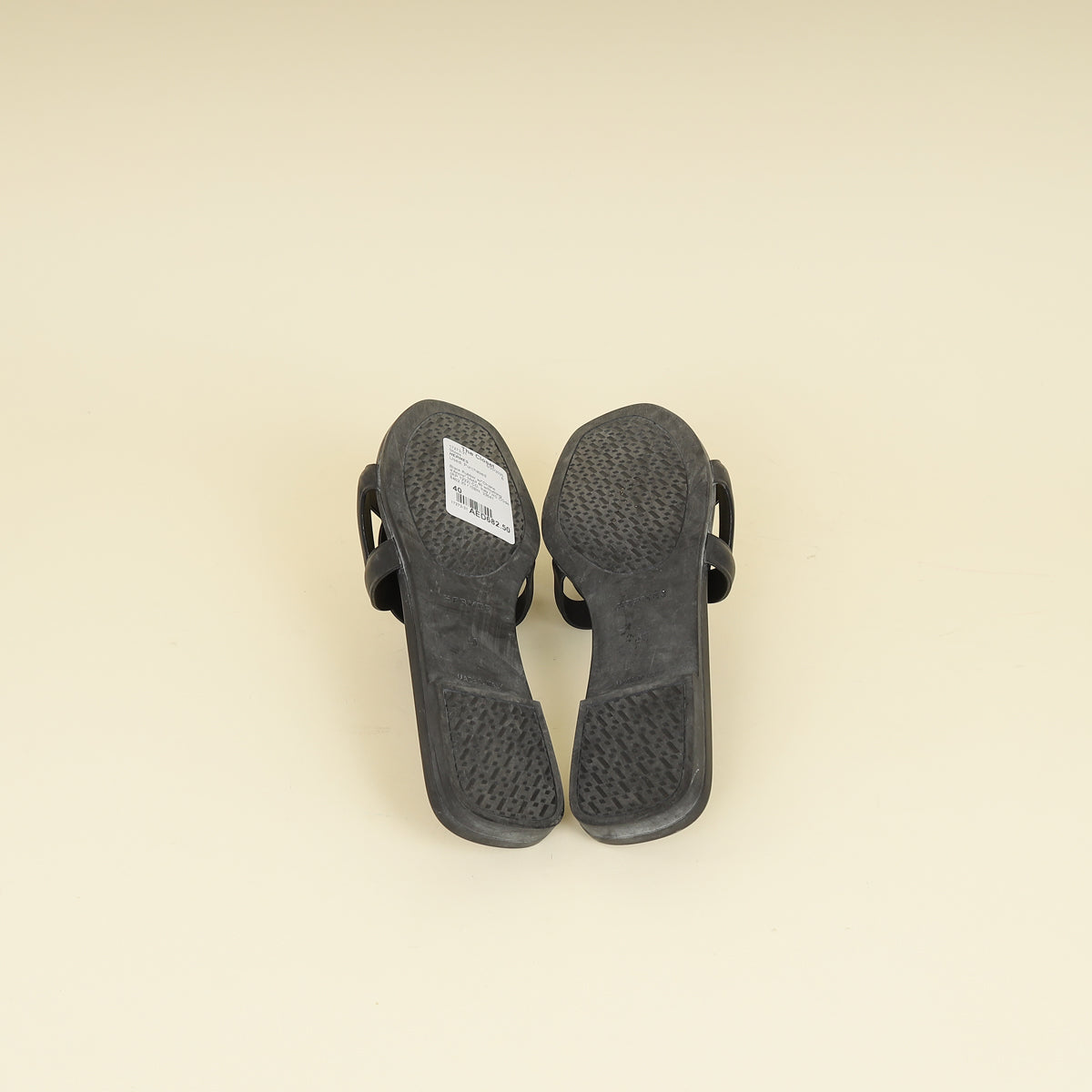 Hermes Black Aloha Sandals 40-Hermes-THE CLOSET