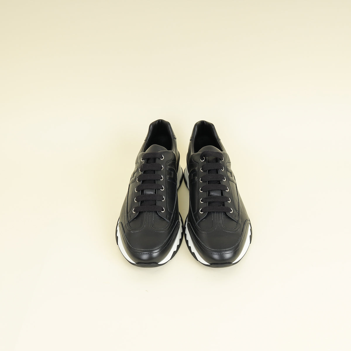 Hermes Noir Trail Sneaker 46