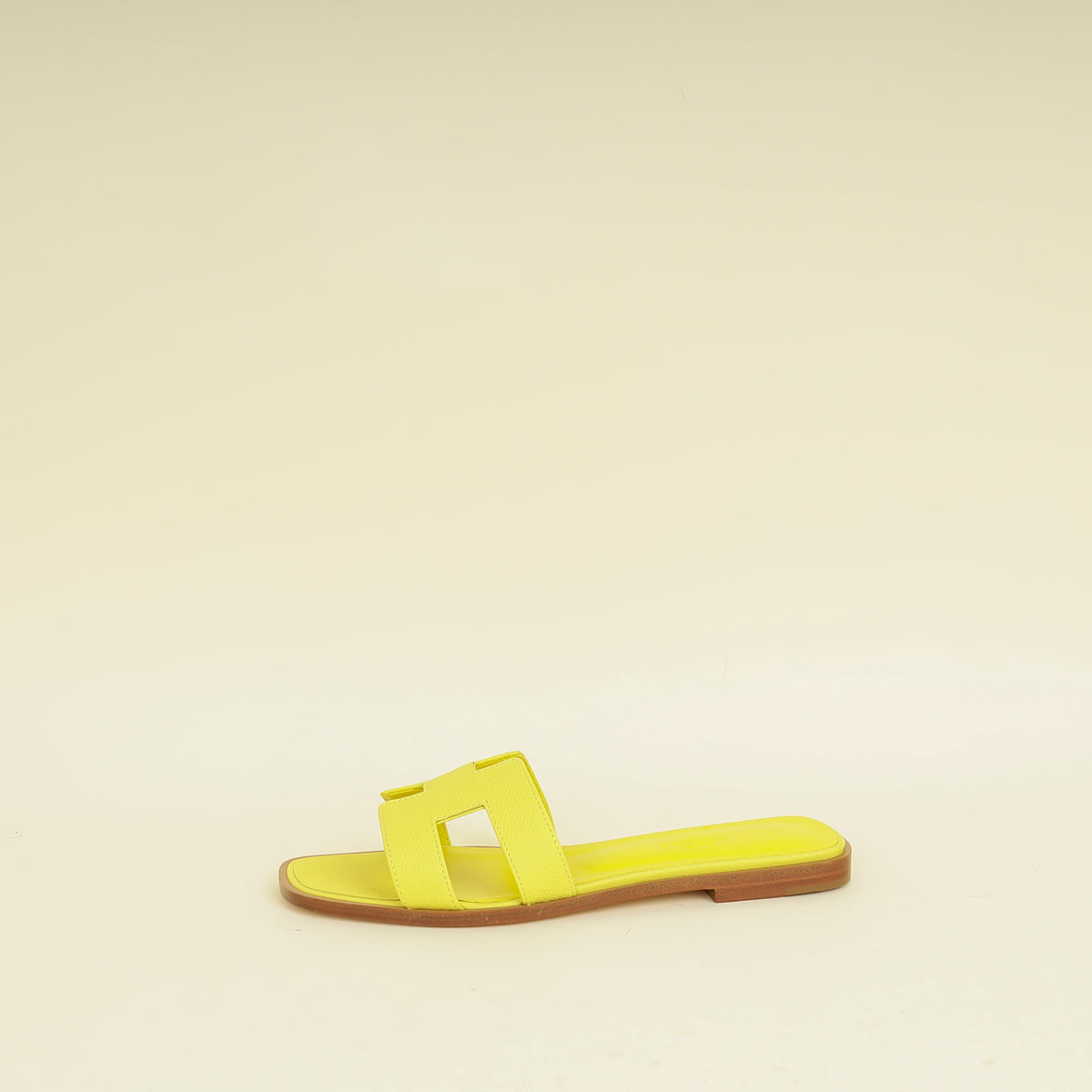 Hermes Cuir Jaune Oran Sandal 37.5