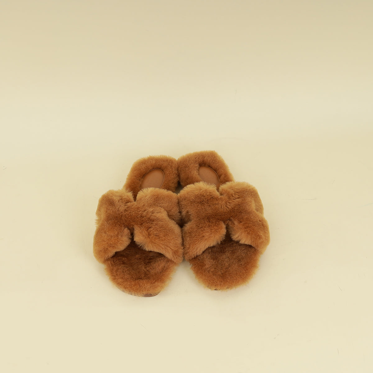 Hermes Naturel Oran Shearling Sandal 37