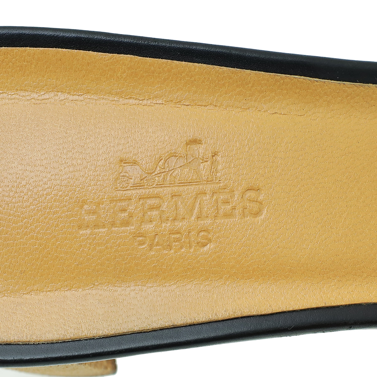 Hermes Noir Oasis Sandal 39.5