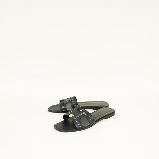 Hermes Noir Oran Stitched Detail Sandal 40