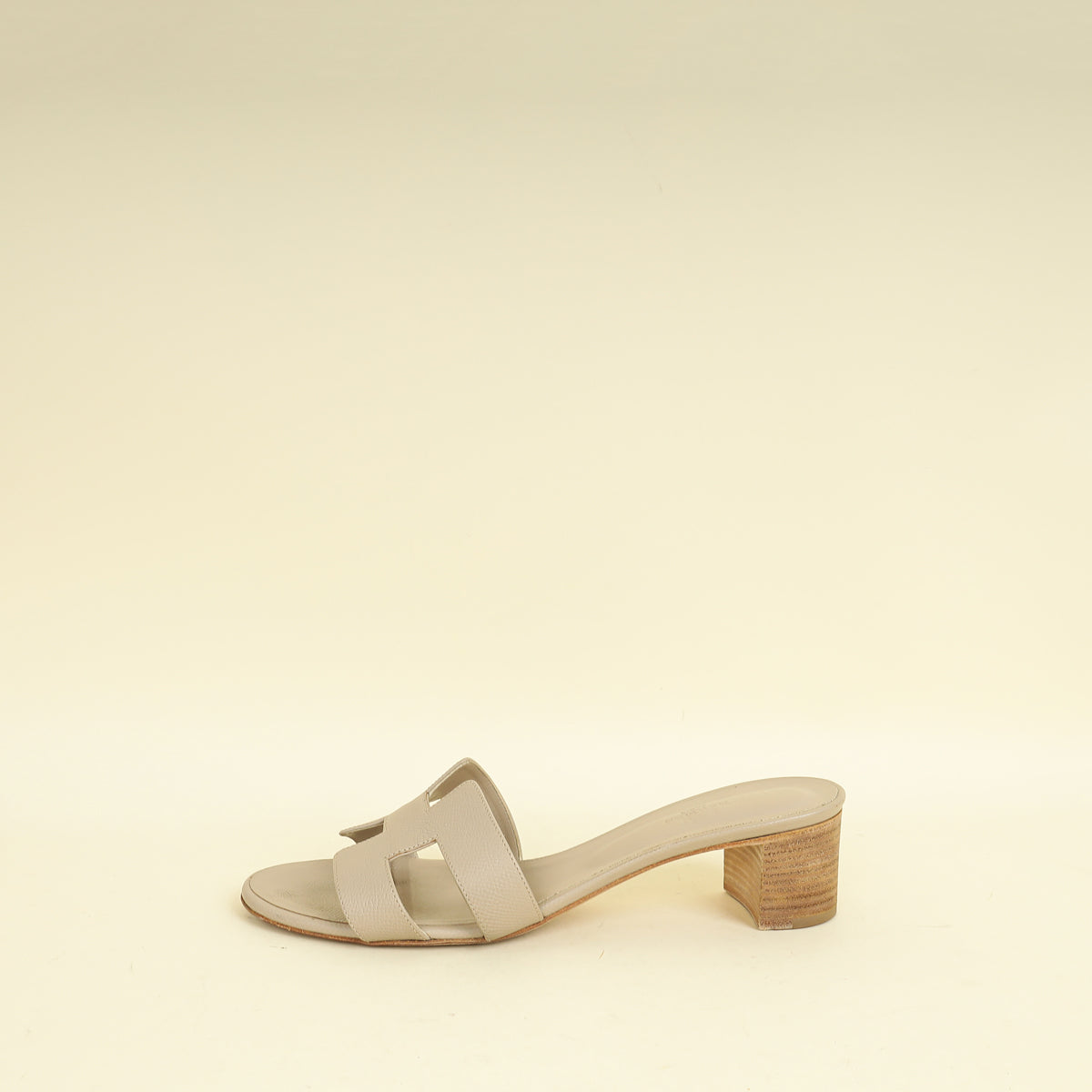 Hermes Beige Mastic Oasis Sandal 42