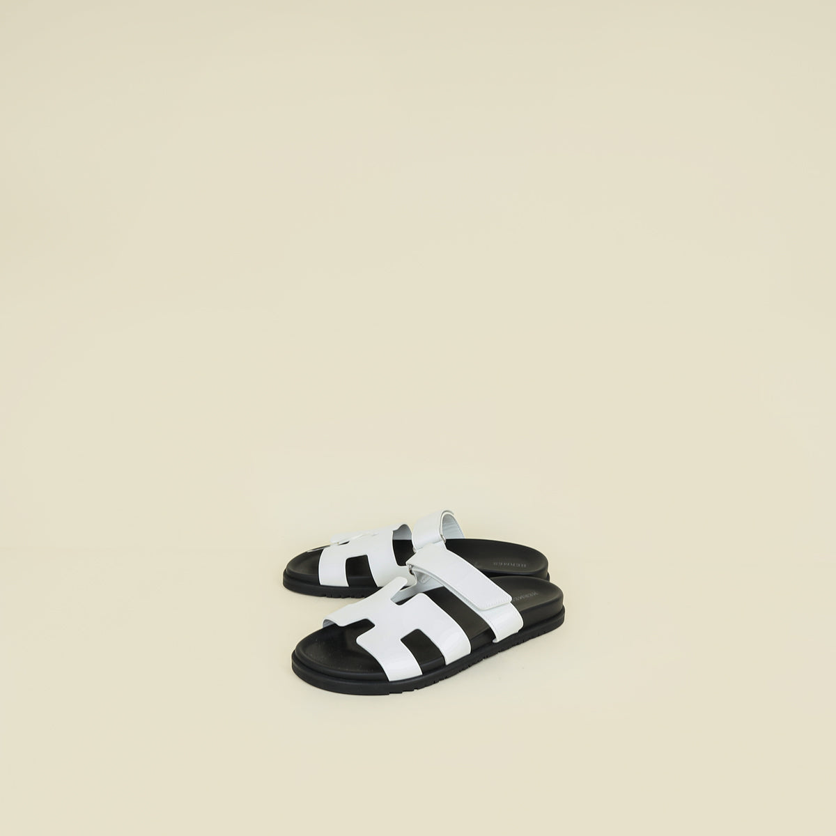 Hermes Noir Oran Sandals 39 – THE CLOSET