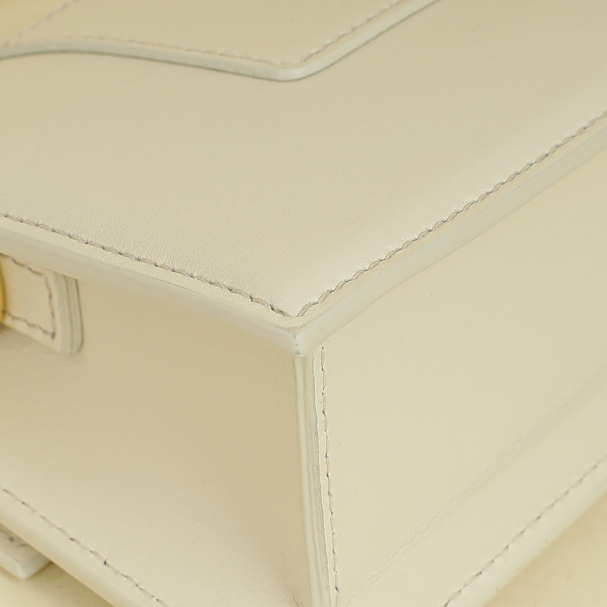 Jacquemus Ivory The Bambino Les Classiques Large Bag