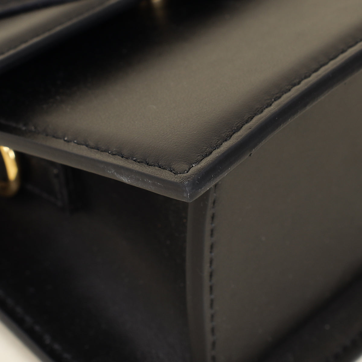 Jacquemus Black Le Chiquito Moyen Bag