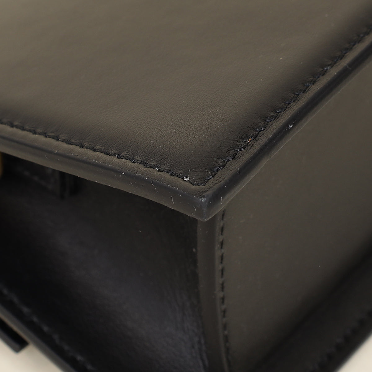 Jacquemus Black Le Chiquito Moyen Bag