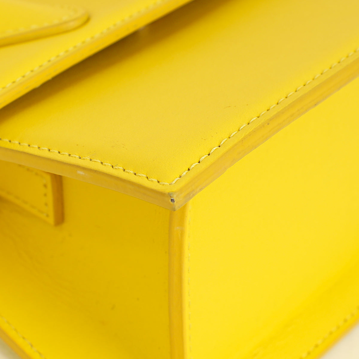 Jacquemus Yellow The Medium Chiquito Bag