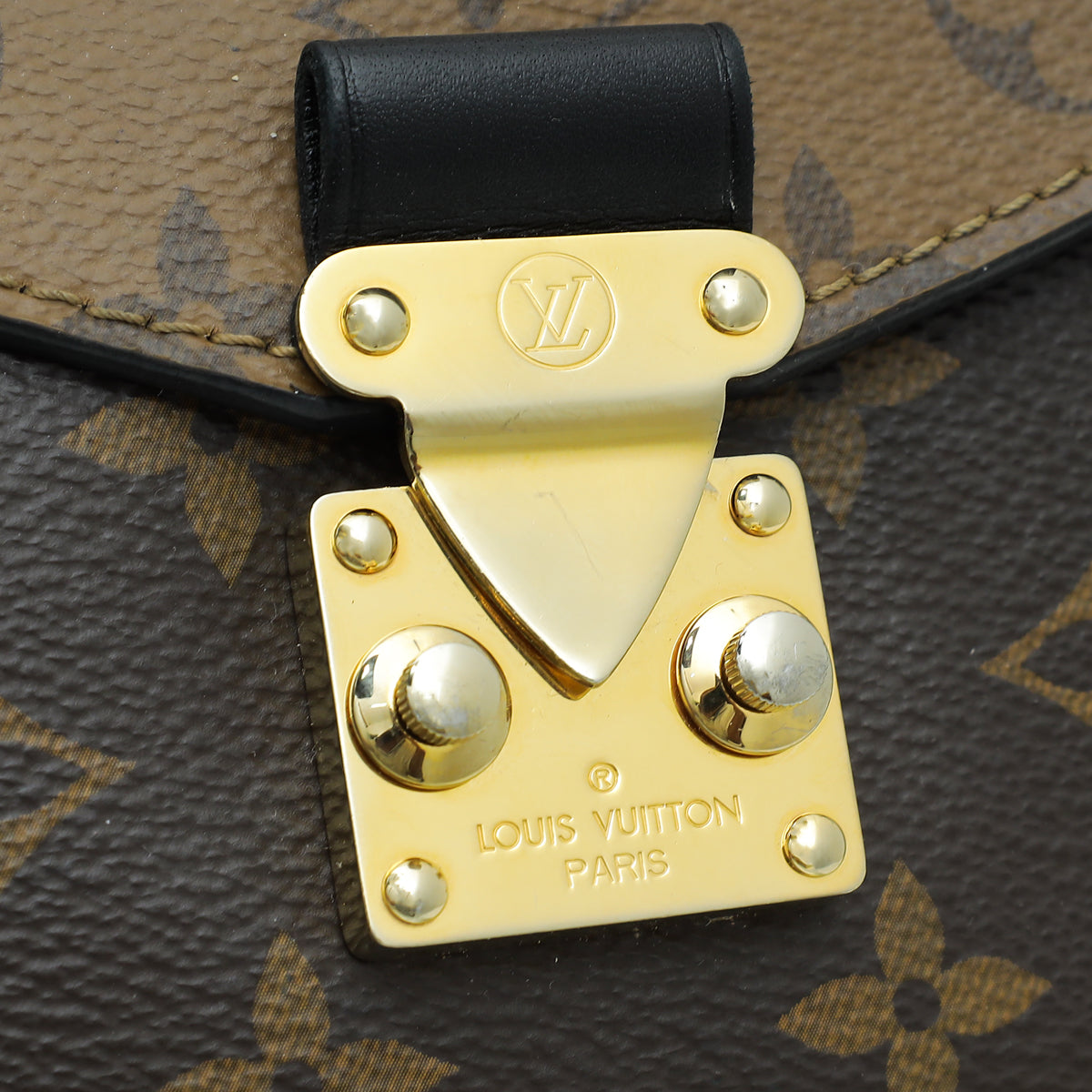 Louis Vuitton Monogram Reverse Pochette Metis For Sale at 1stDibs