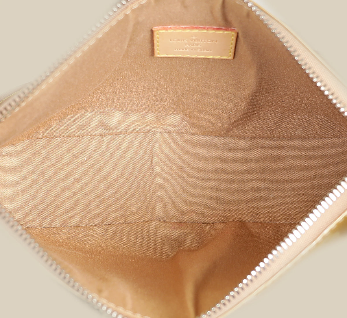 Louis Vuitton Noisette Monogram Vernis Mallory Square Bag