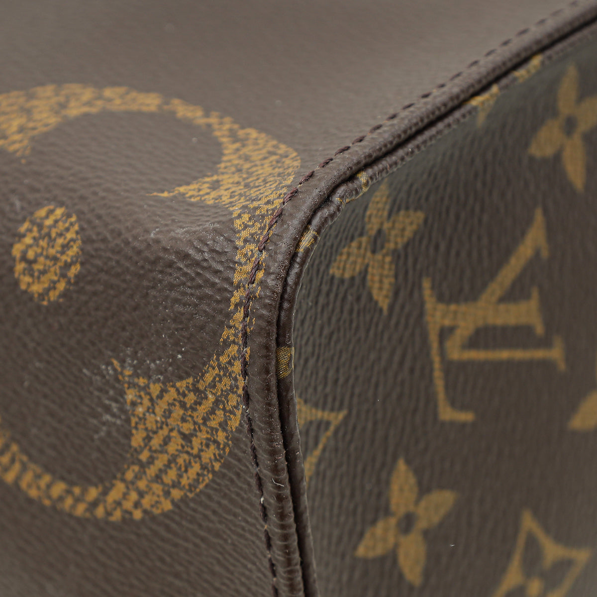 Louis Vuitton Brown Monogram Reverse Onthego MM Bag