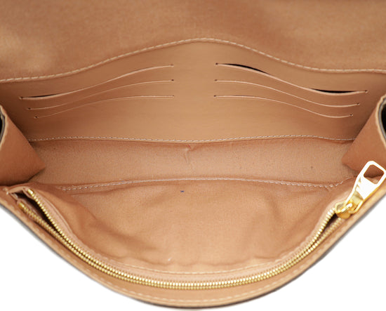 Louis Vuitton Nude Vernis Louise Clutch