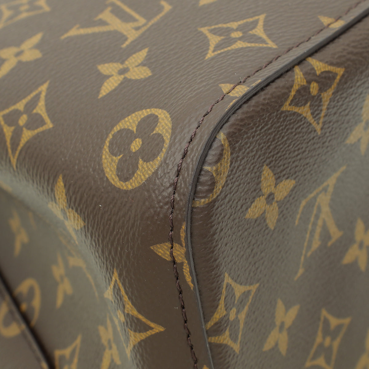 Louis Vuitton Monogram Black NeoNoe MM Bag