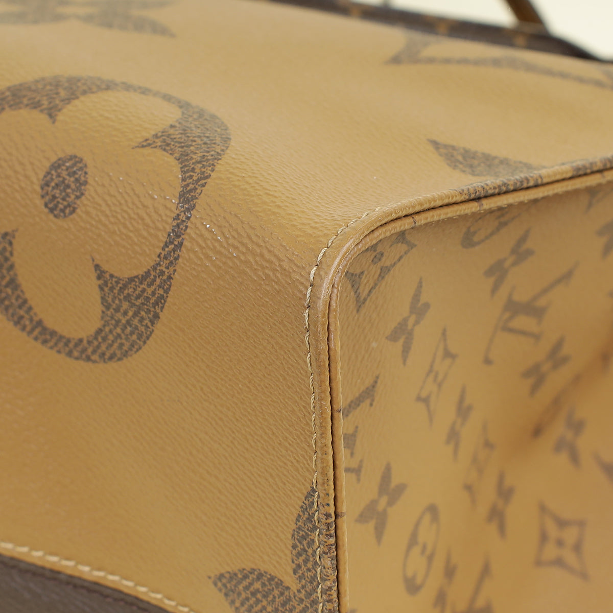 Louis Vuitton Monogram Reverse Onthego GM Bag