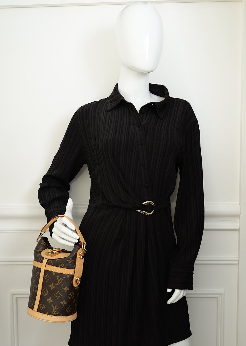 Louis Vuitton Monogram Duffle Bucket Bag – THE CLOSET
