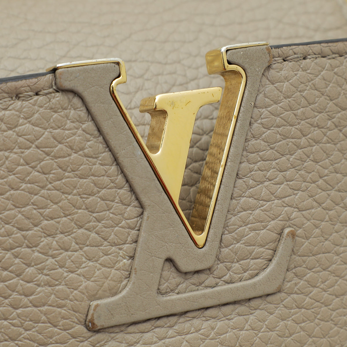 Louis Vuitton Beige Capucine BB Bag