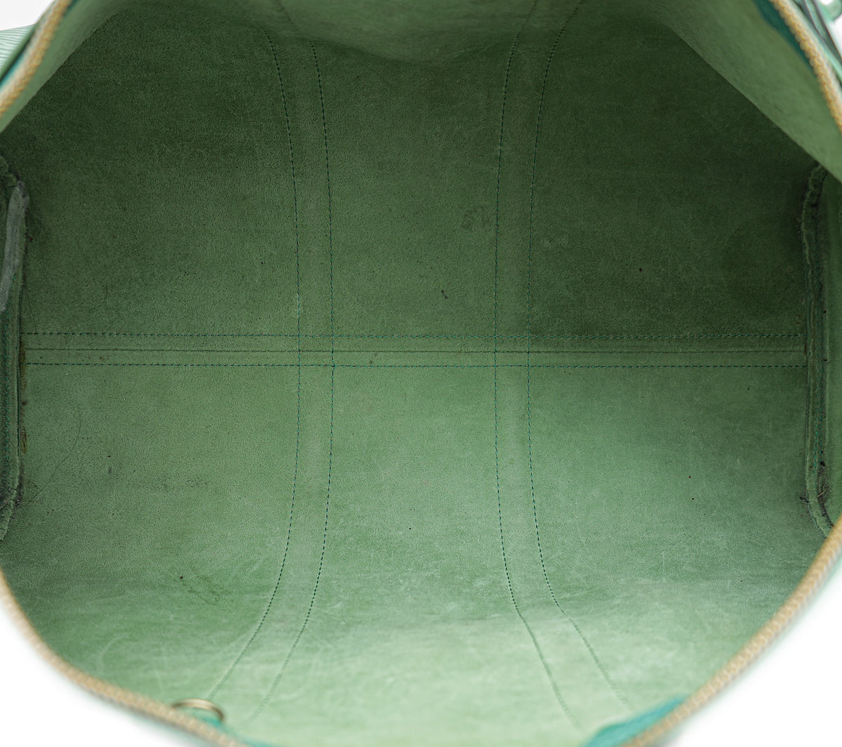 Auth LOUIS VUITTON Grenelle M52364 Borneo Green Epi MI0945 Shoulder Bag