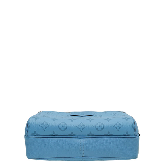 Messenger Outdoor Louis Vuitton Taigarama Blue Leather ref.121018 - Joli  Closet