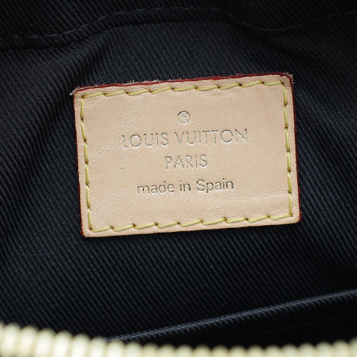 Louis Vuitton Black Monogram Vernis Santa Monica Camera Bag