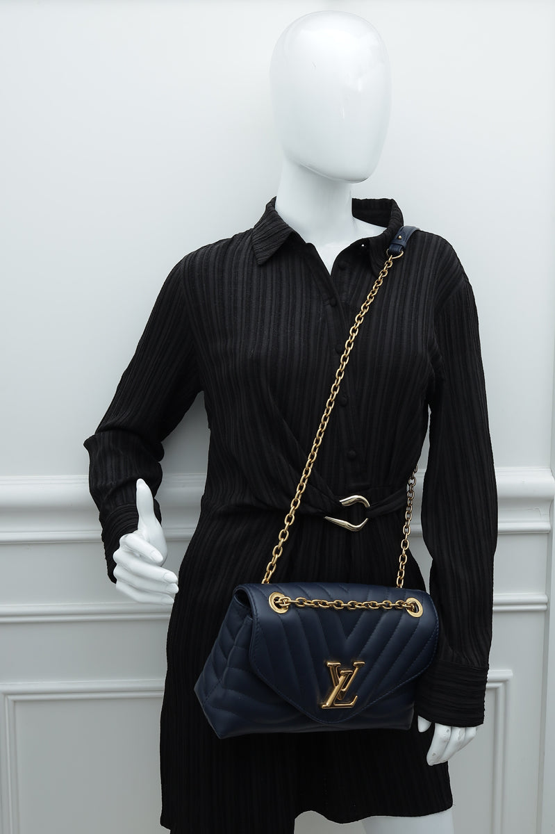 Louis Vuitton Blue New Wave Chain Bag – The Closet