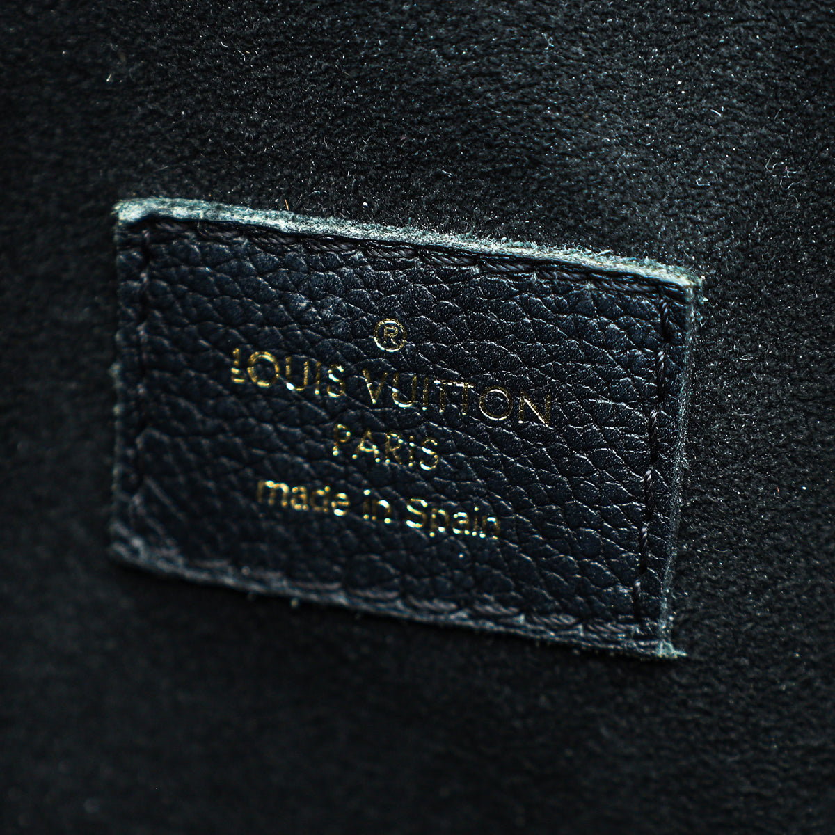 Louis Vuitton Monogram Black Victoire Bag – The Closet