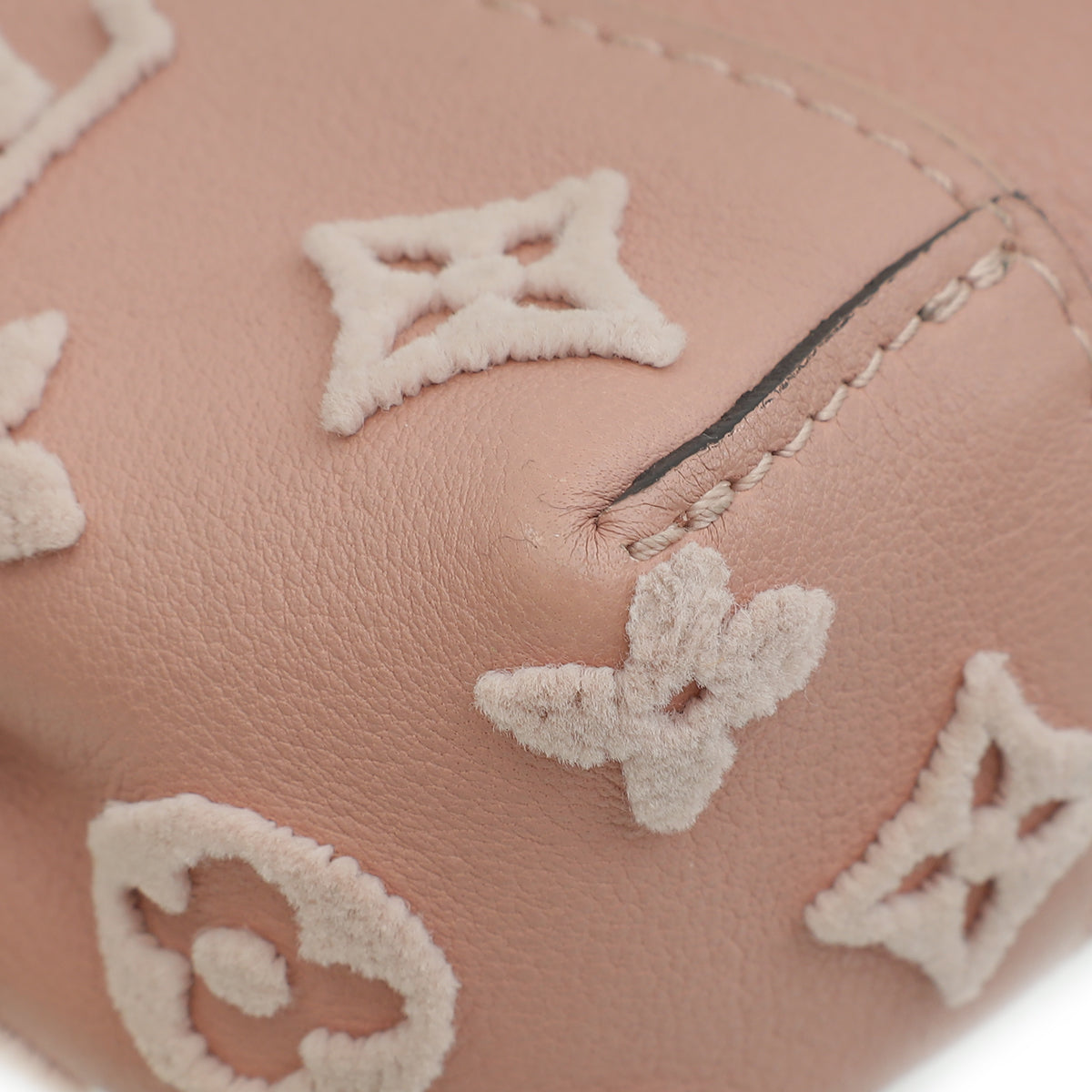 Louis Vuitton Magnolia Veau Cachemire Tote W BB Bag