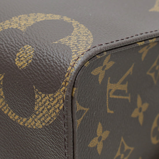 Louis Vuitton Giant Monogram Reverse Onthego MM Bag