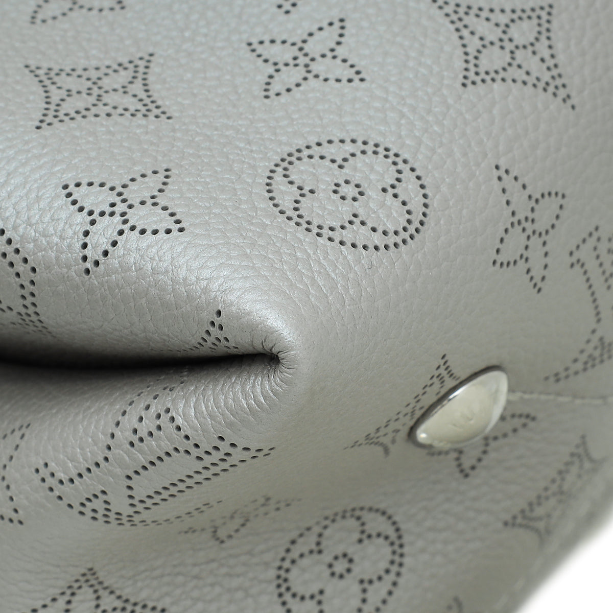 Louis Vuitton Gris Souris Mahina Bella Bag