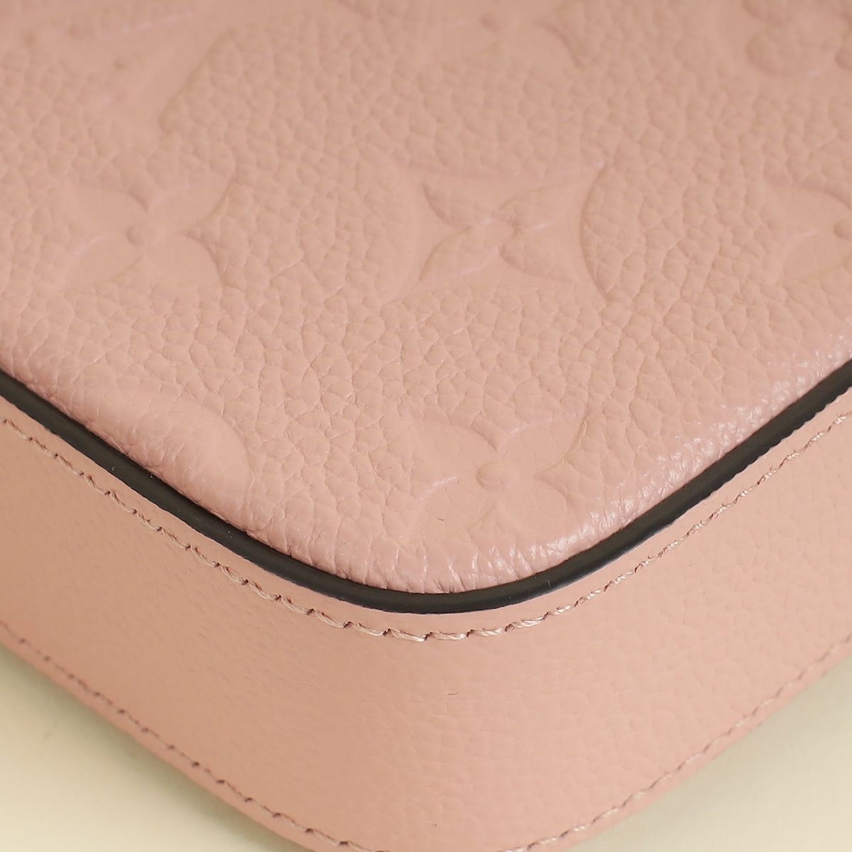 Louis Vuitton Rose Poudre Monogram Empreinte Pochette Felicie