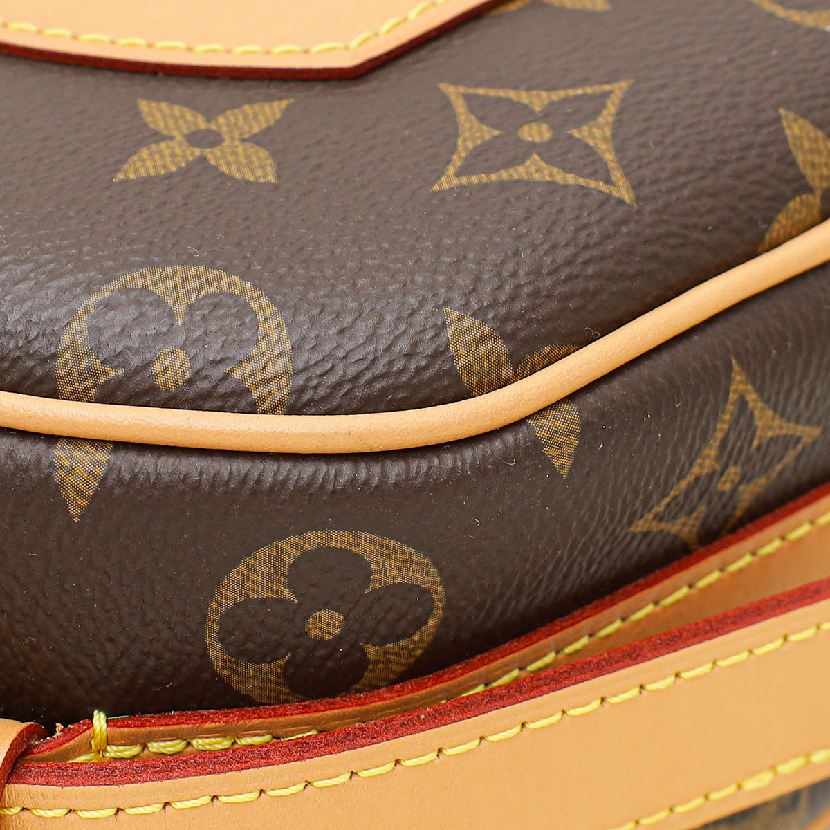 Louis Vuitton Monogram Boite Chapeau Souple MM Bag