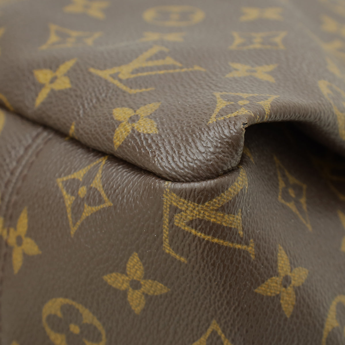 Louis Vuitton Brown Monogram Artsy MM Bag