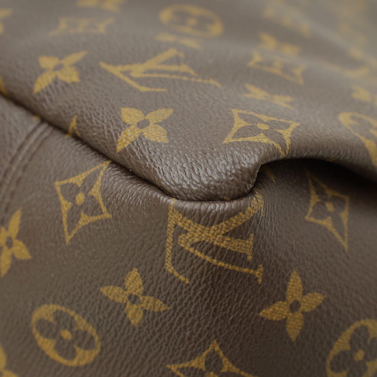 Louis Vuitton Brown Monogram Artsy MM Bag