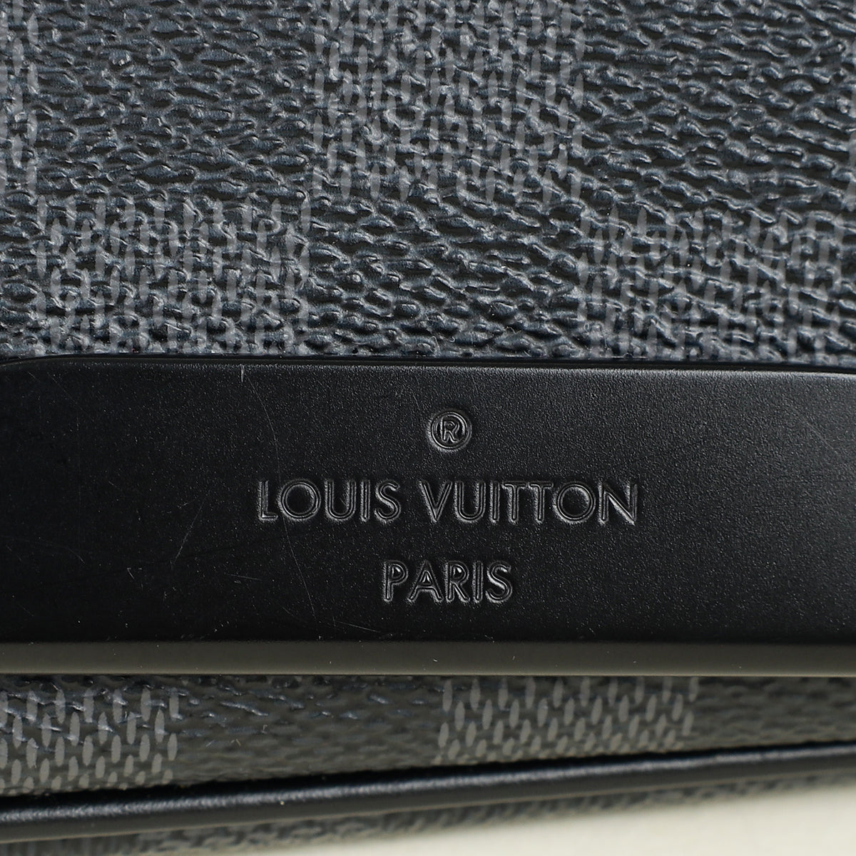 Louis Vuitton Black Damier Graphite Daniel MM Messenger Bag