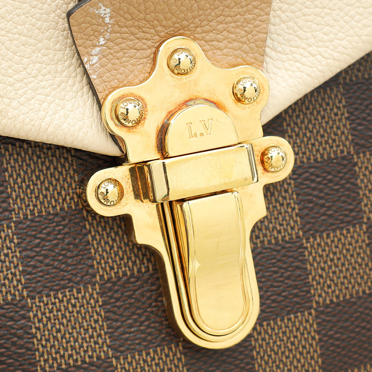 Louis Vuitton Damier Creme Taurillon Clapton Backpack Bag – THE CLOSET