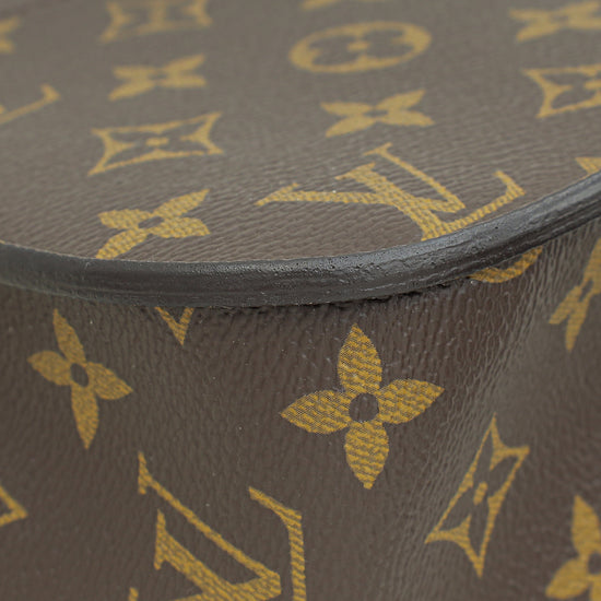 Load image into Gallery viewer, Louis Vuitton Monogram Black Passy Bag
