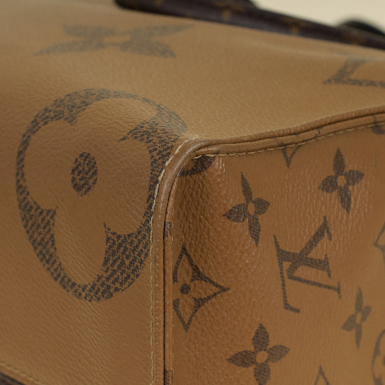 Louis Vuitton Monogram Reverse Onthego MM Bag