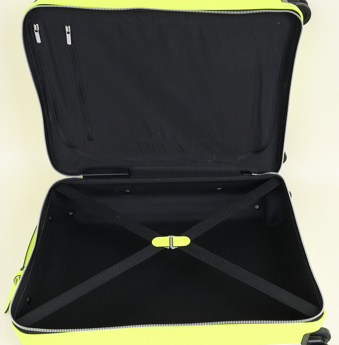 Louis Vuitton Neon Yellow Taigarama Horizon 55 Bag